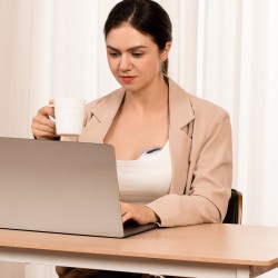 Laktator bezprzewodowy elektroniczny Olly 35