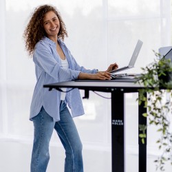 Leader 7.6 Black 160 cm electric desk