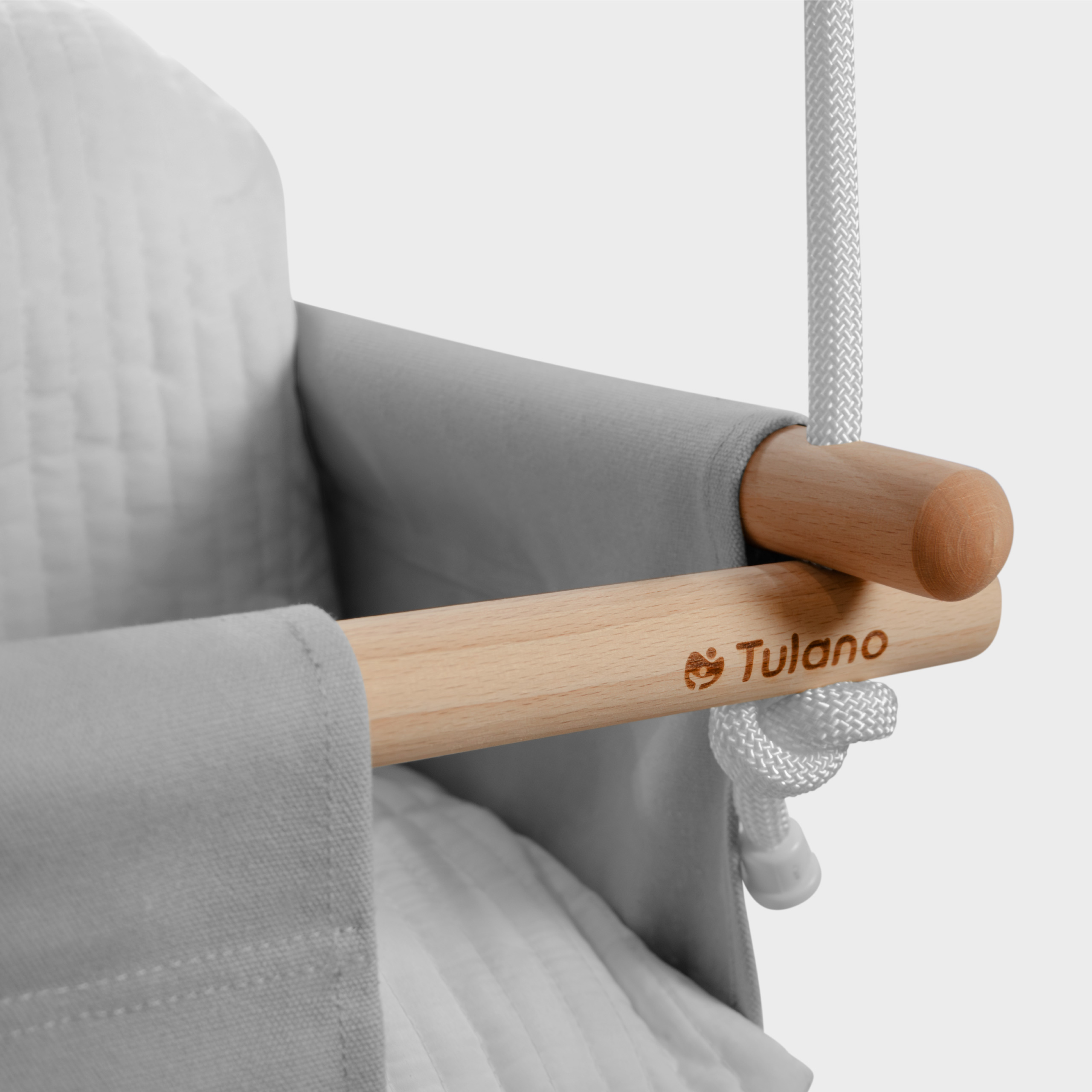 Naturalne materiały w huśtawce Hop 33