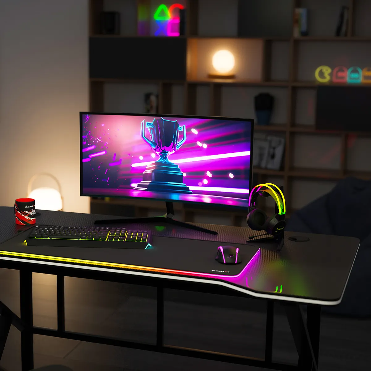 Huzaro Hero 1.6 slant gaming desk
